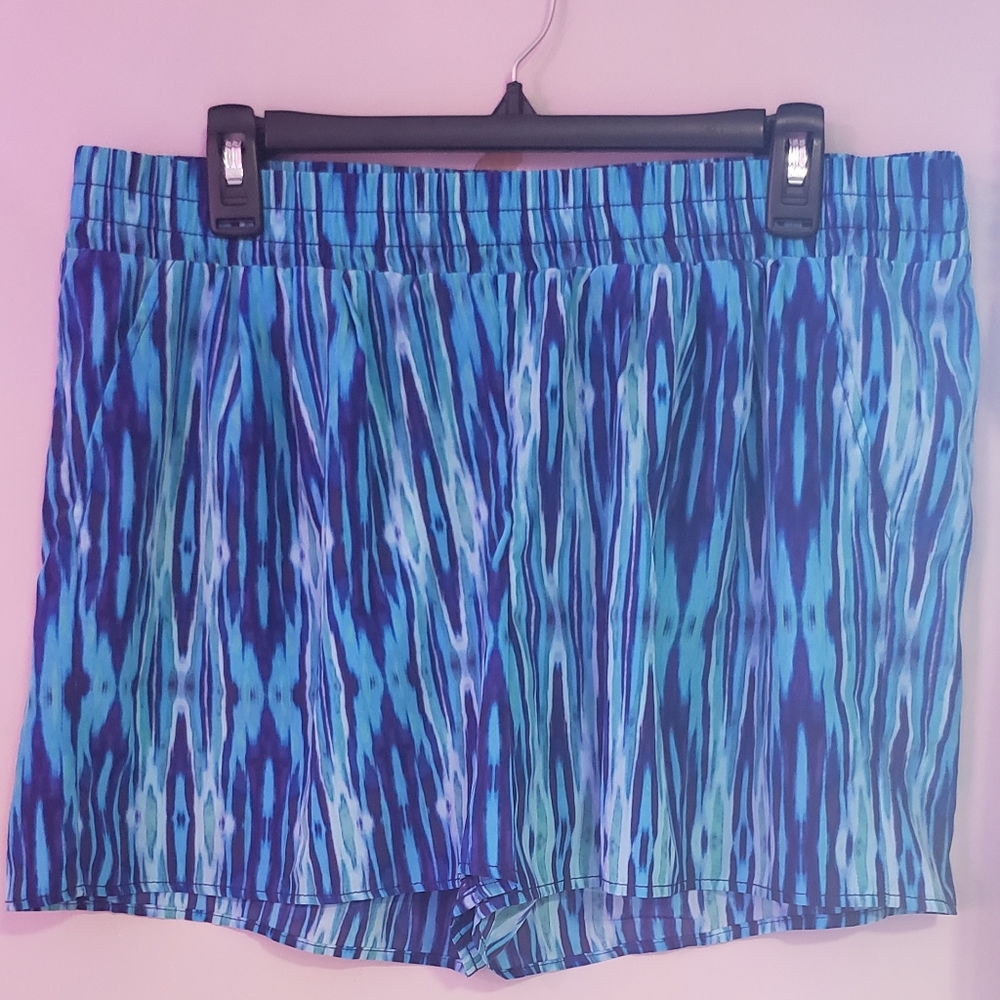 🎉 4 Items/$15 🎉 Blue Patterned Women’s Lightweight Casual Shorts